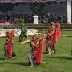 Ragam Tradisi Yang Tetap Bertahan Di Tengah Modernisasi