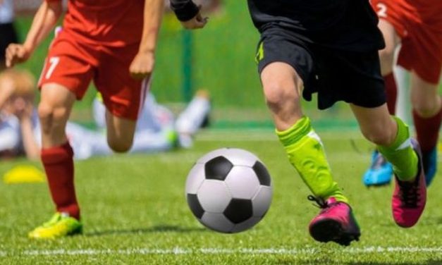 Dunia Sepak Bola Modern Dan Perkembangan Kompetisi Global