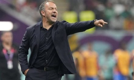 Peran Pelatih Dalam Mengatur Kemenangan Tim Sepak Bola