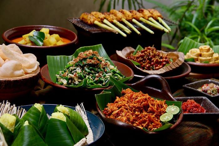 Makanan Tradisional Yang Wajib Dicoba Di Berbagai Daerah